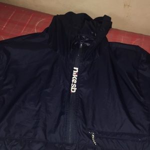 Nike sb windbreaker